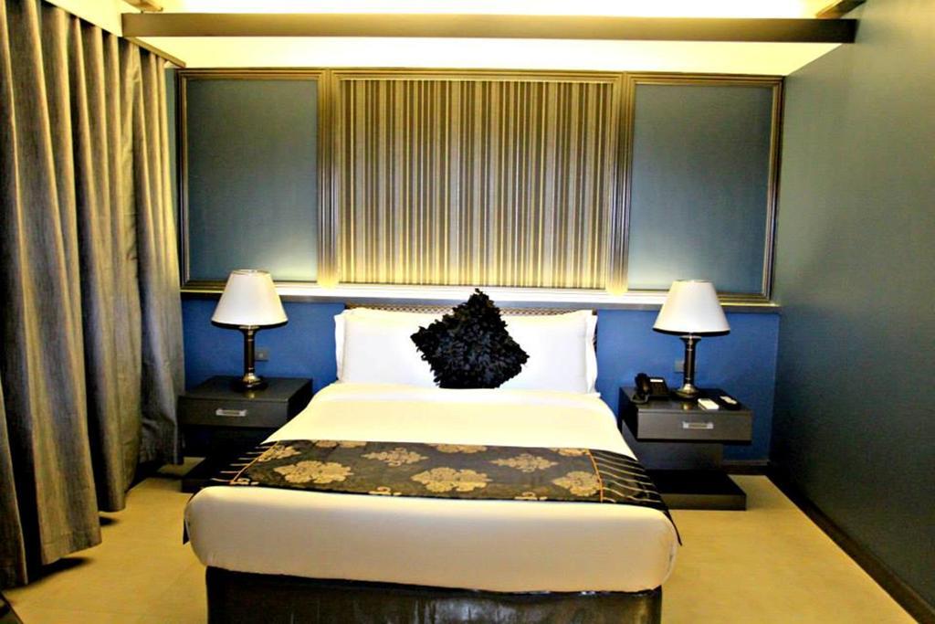 The Pepperland Hotel ليغاسبي المظهر الخارجي الصورة